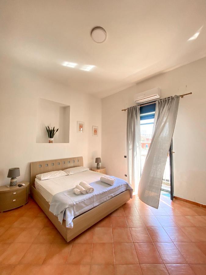 Апартаменты La Casa Di Nettuno Неаполь Экстерьер фото